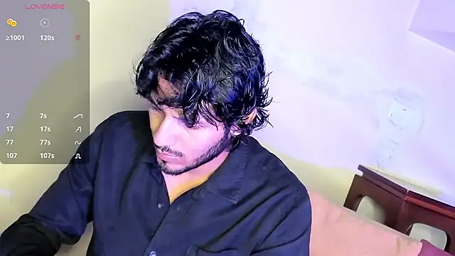 Nicholasrodrii online show from January 2025 09:42:02 PM