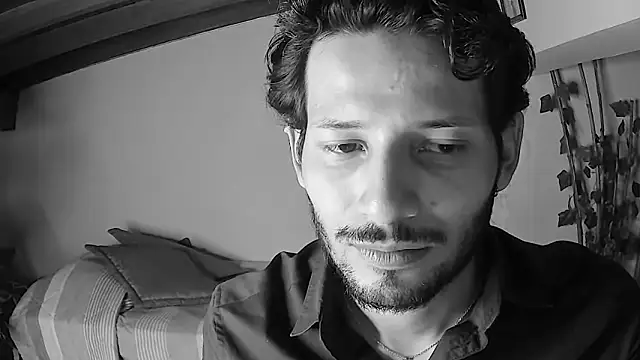 Snapshot of Nicholasrodrii chatting on June 2026 10:21:02 PM Nicholasrodrii online show from June 2026 10:21:02 PM