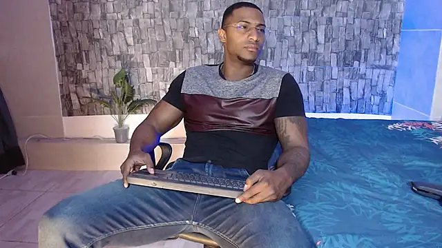 Snapshot of Joseephjackson chatting on October 2025 03:10:01 PM Joseephjackson online show from October 2025 03:10:01 PM