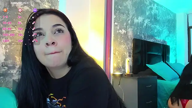 Snapshot of brianaGuzman chatting on January 2025 01:24:01 PM brianaGuzman online show from January 2025 01:24:01 PM