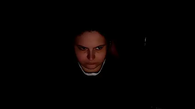 Snapshot of WhisperInTheDarkk chatting on June 2026 05:08:01 PM WhisperInTheDarkk online show from June 2026 05:08:01 PM