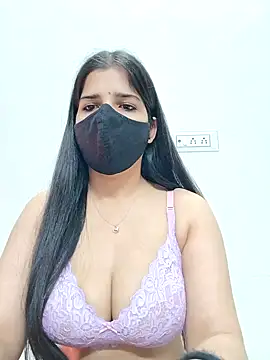 Snapshot of aaliya_bhattt chatting on December 2024 05:40:02 PM aaliya bhattt online show from December 2024 05:40:02 PM