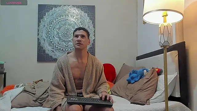 nakedfoam1 online show from November 2025 11:54:01 AM