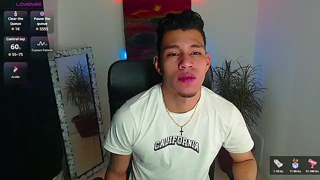 Snapshot of dirtyboy_23 chatting on November 2025 02:44:02 AM dirtyboy 23 online show from November 2025 02:44:02 AM