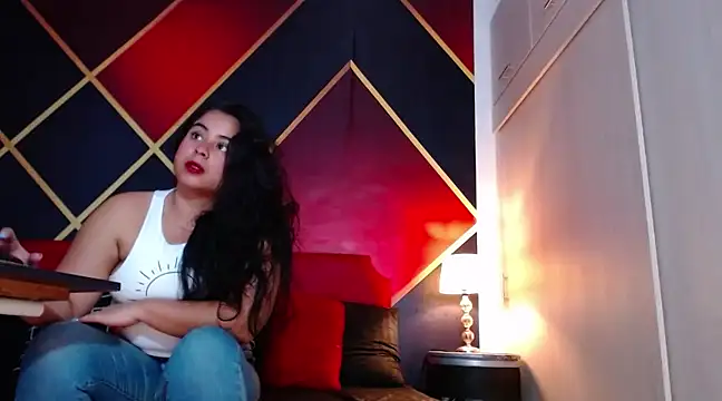 Snapshot of CindyandCarlo chatting on December 2024 12:38:01 PM CindyandCarlo online show from December 2024 12:38:01 PM