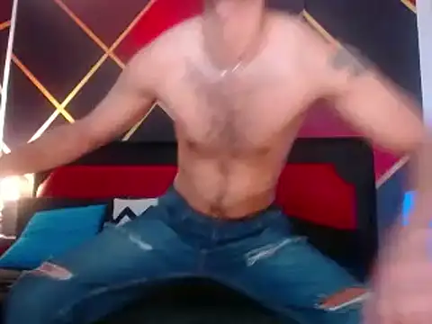 Snapshot of CindyandCarlo chatting on February 2025 04:32:01 PM CindyandCarlo online show from February 2025 04:32:01 PM