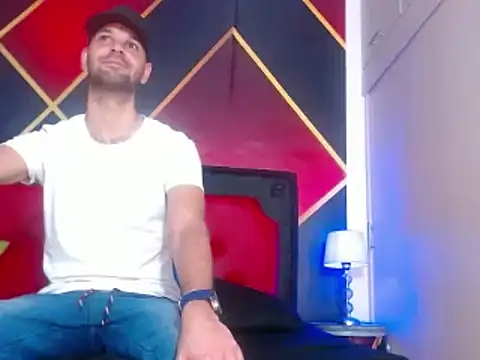 Snapshot of CindyandCarlo chatting on March 2025 12:23:01 PM CindyandCarlo online show from March 2025 12:23:01 PM