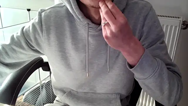 ElViko11 online show from February 2025 02:44:01 PM