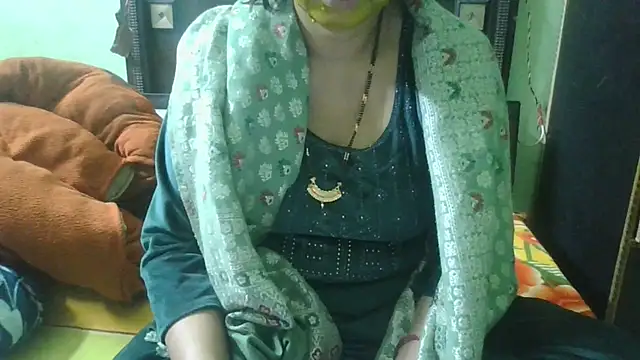 couplesuni online show from November 2025 04:44:02 AM