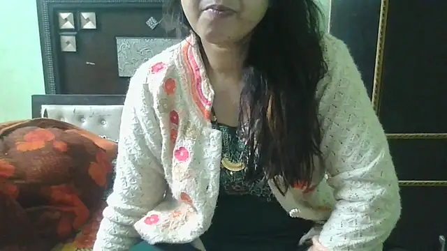 couplesuni online show from November 2025 04:55:01 AM