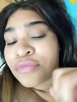 Snapshot of ambarlennoix chatting on December 2024 10:19:02 AM ambarlennoix online show from December 2024 10:19:02 AM