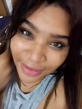 Snapshot of ambarlennoix chatting on February 2025 06:12:01 AM ambarlennoix online show from February 2025 06:12:01 AM