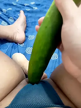 Snapshot of ambarlennoix chatting on October 2025 08:16:02 AM ambarlennoix online show from October 2025 08:16:02 AM