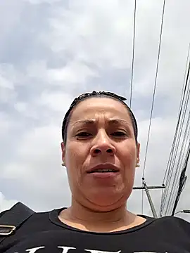 Snapshot of Zaralu_ chatting on December 2024 07:43:02 PM Zaralu online show from December 2024 07:43:02 PM