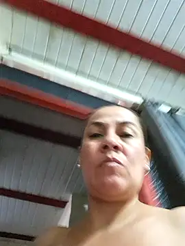 Snapshot of Zaralu_ chatting on December 2024 10:20:01 PM Zaralu online show from December 2024 10:20:01 PM