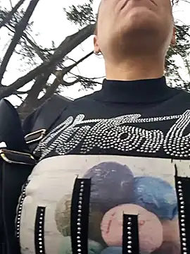 Snapshot of Zaralu_ chatting on January 2025 08:42:01 PM Zaralu online show from January 2025 08:42:01 PM