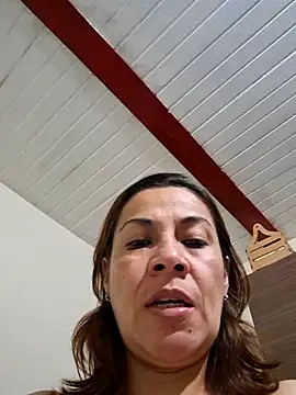 Snapshot of Zaralu_ chatting on October 2025 05:13:02 PM Zaralu online show from October 2025 05:13:02 PM