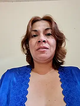 Snapshot of Zaralu_ chatting on November 2025 01:15:02 PM Zaralu online show from November 2025 01:15:02 PM