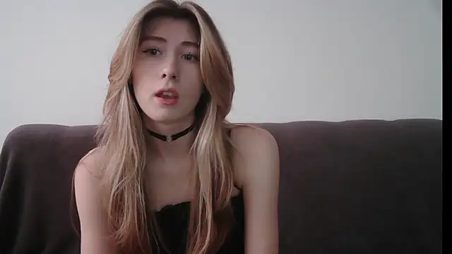 ErikaShyy online show from February 2025 07:18:02 AM