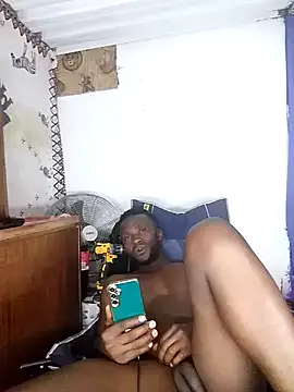 Snapshot of bull_Giant chatting on December 2024 10:14:02 PM bull Giant online show from December 2024 10:14:02 PM