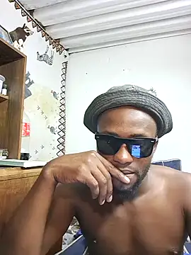 Snapshot of bull_Giant chatting on December 2024 02:44:02 AM bull Giant online show from December 2024 02:44:02 AM