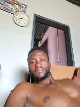 Snapshot of bull_Giant chatting on December 2024 10:06:02 AM bull Giant online show from December 2024 10:06:02 AM