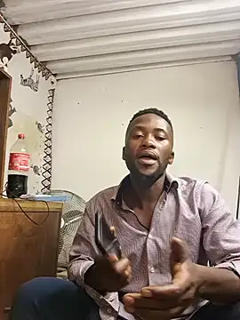 Snapshot of bull_Giant chatting on December 2024 08:28:02 PM bull Giant online show from December 2024 08:28:02 PM