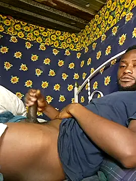 Snapshot of bull_Giant chatting on February 2025 01:57:01 AM bull Giant online show from February 2025 01:57:01 AM