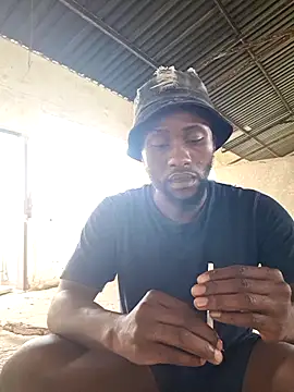 Snapshot of bull_Giant chatting on February 2025 03:42:02 PM bull Giant online show from February 2025 03:42:02 PM