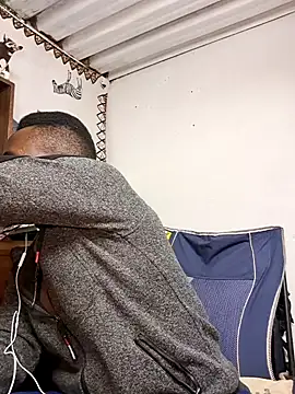 Snapshot of bull_Giant chatting on February 2025 09:20:02 PM bull Giant online show from February 2025 09:20:02 PM