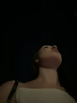 Snapshot of Sophie_Avory chatting on December 2024 06:31:01 PM Sophie Avory online show from December 2024 06:31:01 PM