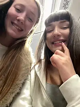 Snapshot of Sophie_Avory chatting on March 2025 08:32:01 PM Sophie Avory online show from March 2025 08:32:01 PM