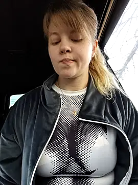 Snapshot of astiSWEET chatting on November 2025 09:10:01 AM astiSWEET online show from November 2025 09:10:01 AM