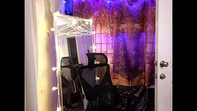 cunty tranny lydia online show from October 2025 04:38:01 AM