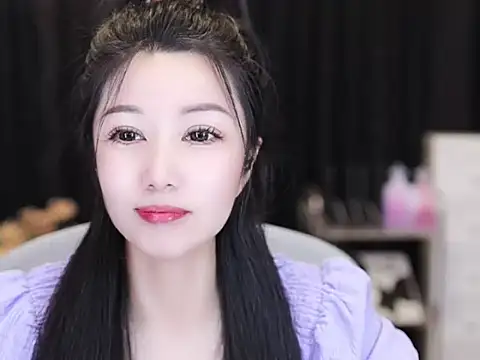 Snapshot of Nuyoah-77 chatting on September 2025 04:50:01 PM Nuyoah-77 online show from September 2025 04:50:01 PM