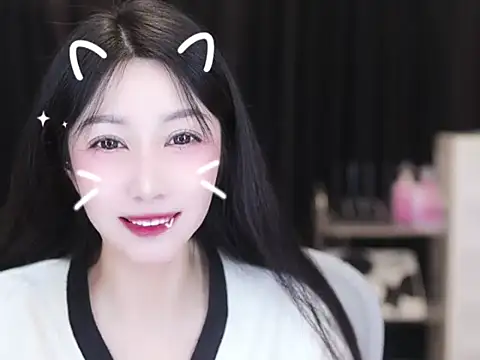 Snapshot of Nuyoah-77 chatting on October 2025 04:07:02 PM Nuyoah-77 online show from October 2025 04:07:02 PM