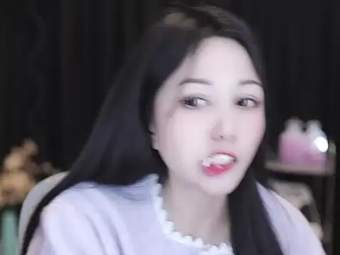 Nuyoah-77 online show from February 2026 12:58:02 PM