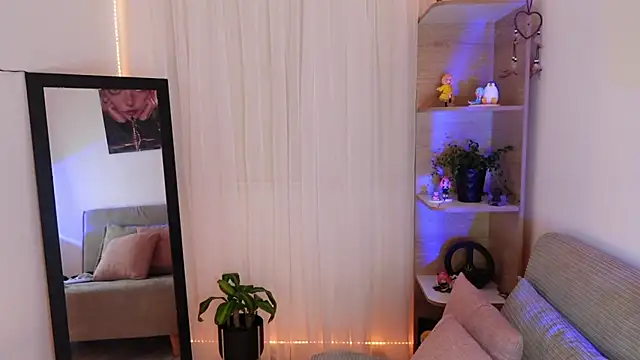 Snapshot of ValeriaCox chatting on November 2025 02:39:02 PM ValeriaCox online show from November 2025 02:39:02 PM