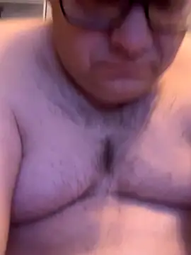 Snapshot of treatbobnicer chatting on November 2025 05:02:01 PM treatbobnicer online show from November 2025 05:02:01 PM