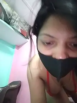 Hotty-Divya online show from May 2026 04:07:02 AM