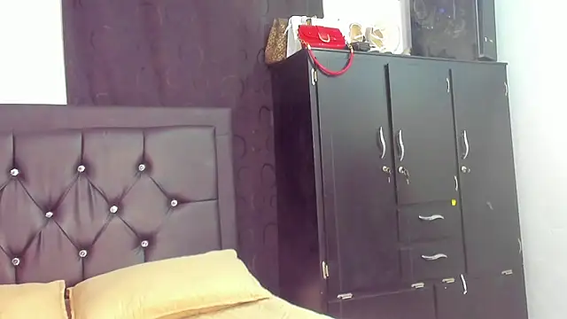 Natassha brown1 online show from April 2026 01:58:01 AM