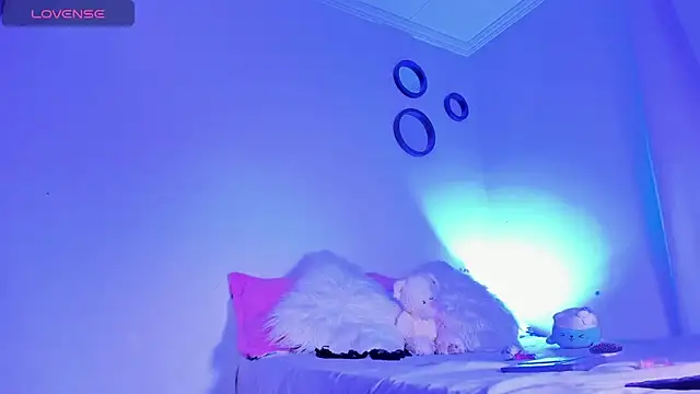 Elii ross online show from October 2025 01:37:02 AM