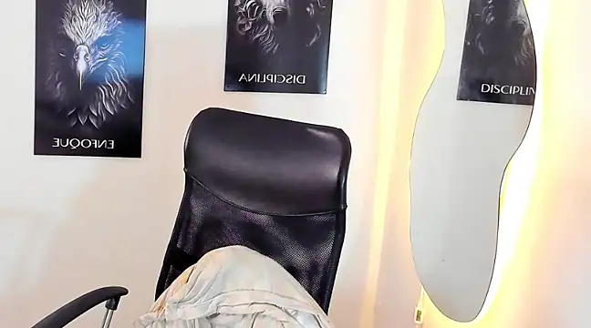 Andrew wolf7 online show from March 2025 02:40:01 PM