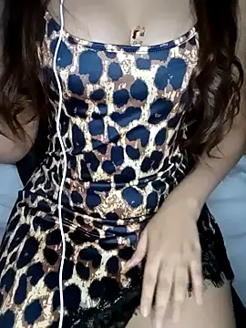 Snapshot of Patrona-fifi chatting on February 2025 11:37:01 PM Patrona-fifi online show from February 2025 11:37:01 PM