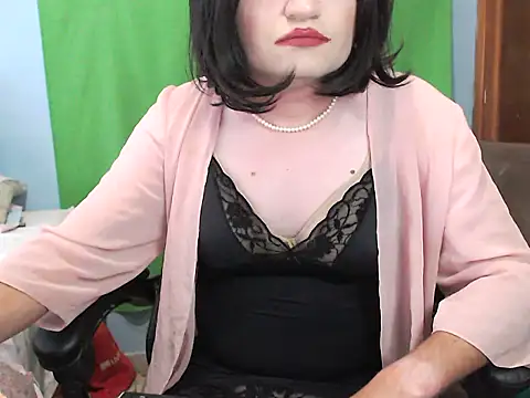 Lucy Pixie online show from September 2025 02:29:02 PM