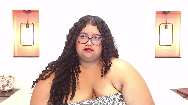 Miley Collins online show from January 2025 12:30:01 AM