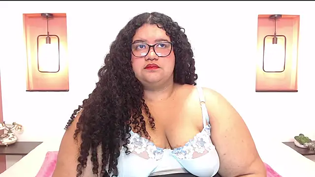 Miley Collins online show from March 2025 06:45:01 PM