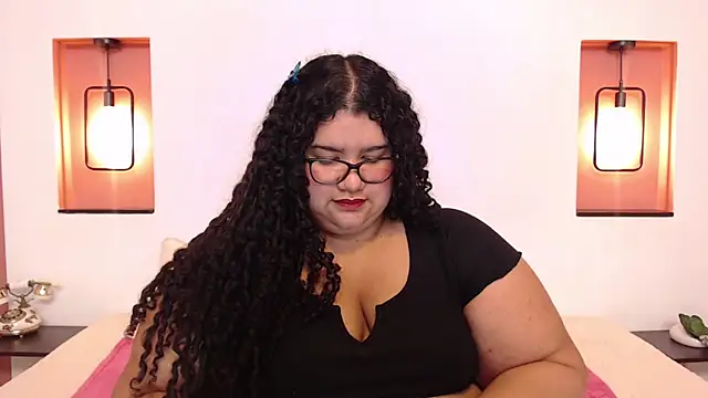 Miley Collins online show from March 2025 04:40:02 PM