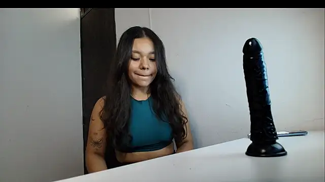 latinfeet-qos online show from March 2025 11:40:02 AM