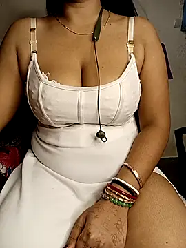 Sony-Model online show from October 2025 04:09:02 PM